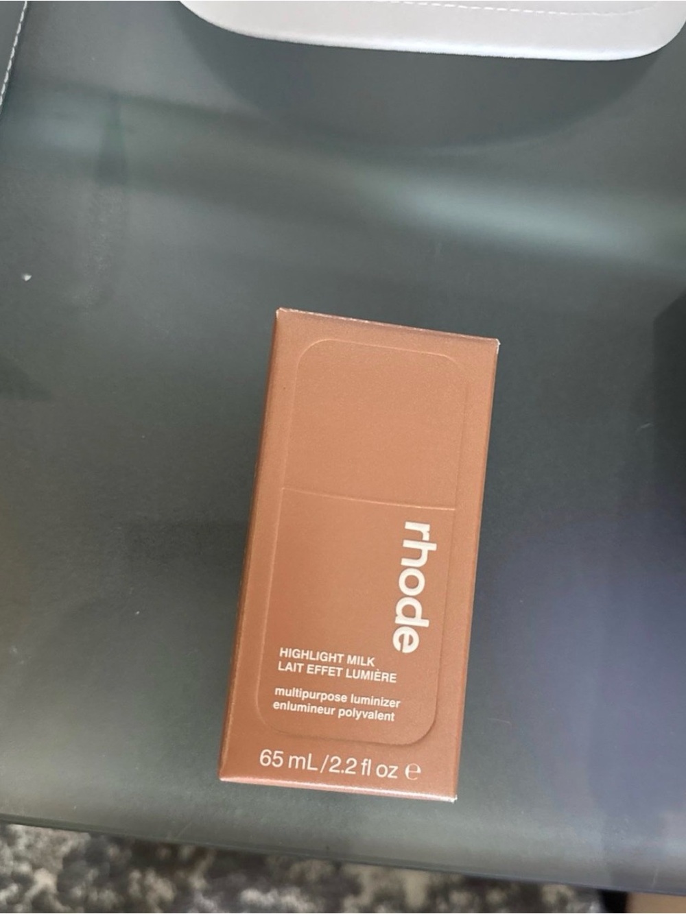 rhode Highlight Milk Luminizer - Sade 3